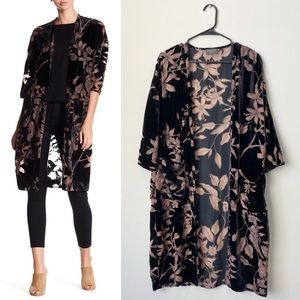 DRESS FORUM LOS ANGELES BOHO BURN OUT FLORAL KIMONO CARDIGAN